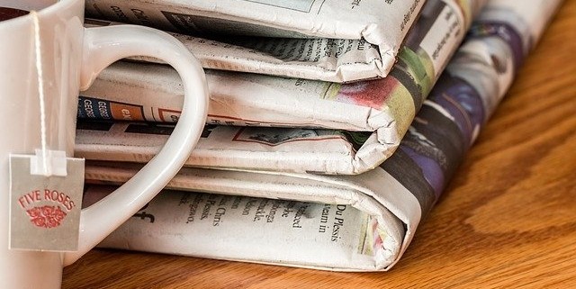 Krant met laatste nieuws projectinrichting